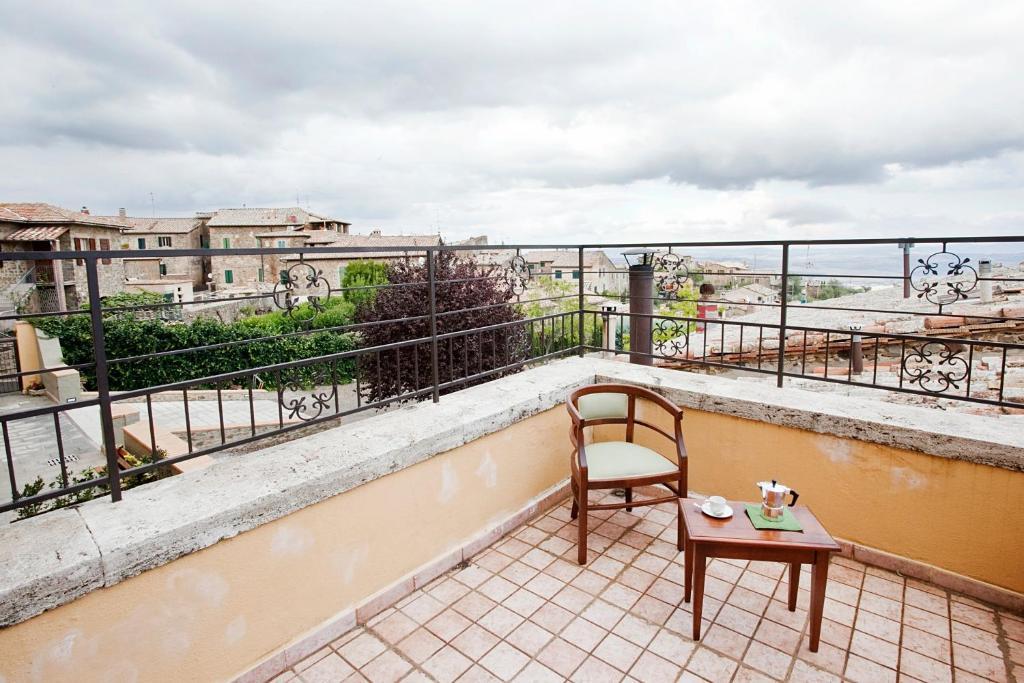 Residenza Palazzo Saloni Aparthotel Montalcino Quarto foto