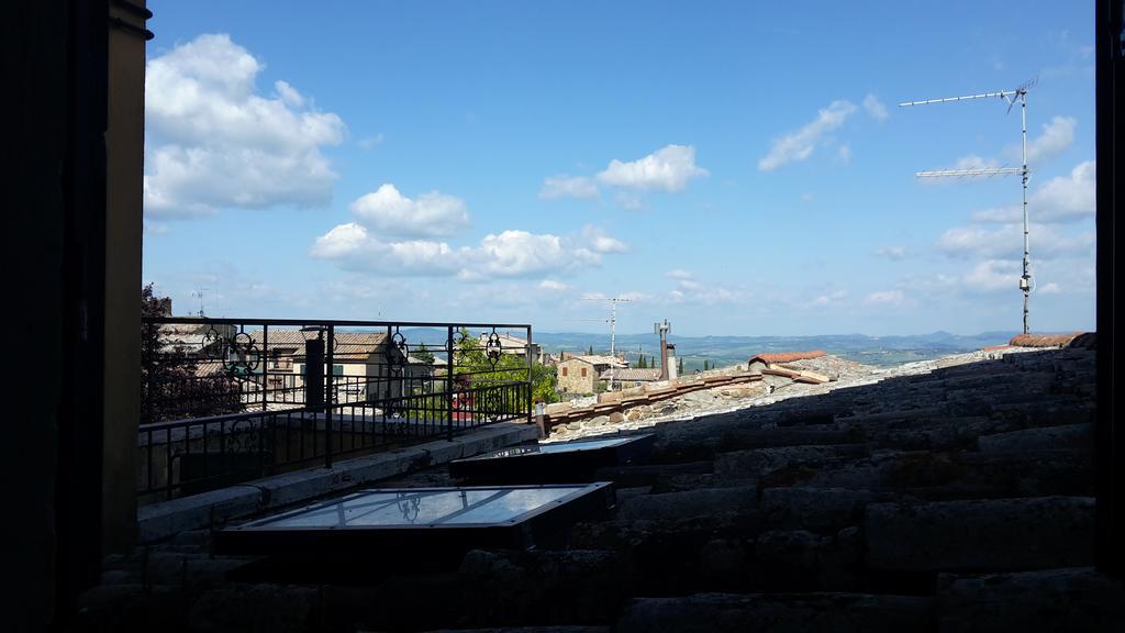 Residenza Palazzo Saloni Aparthotel Montalcino Exterior foto