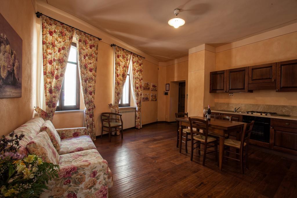 Residenza Palazzo Saloni Aparthotel Montalcino Exterior foto