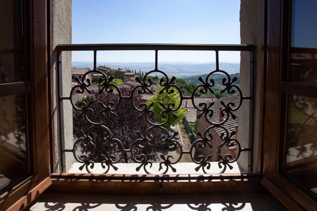 Residenza Palazzo Saloni Aparthotel Montalcino Exterior foto