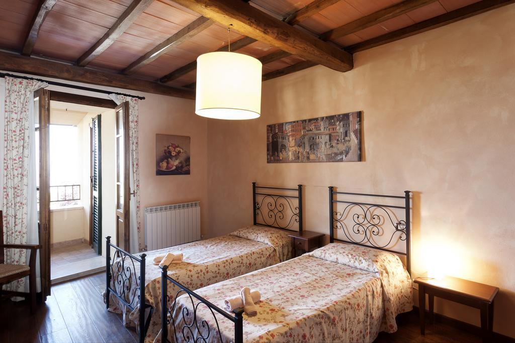 Residenza Palazzo Saloni Aparthotel Montalcino Exterior foto