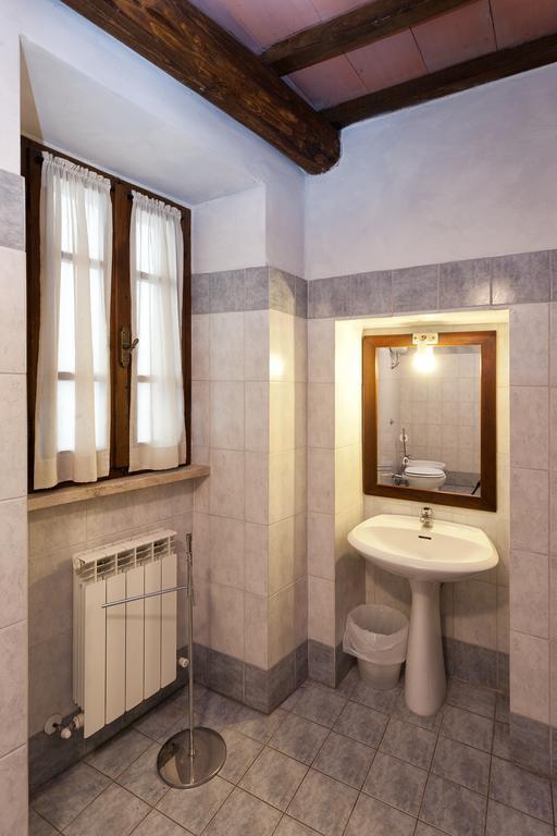 Residenza Palazzo Saloni Aparthotel Montalcino Exterior foto