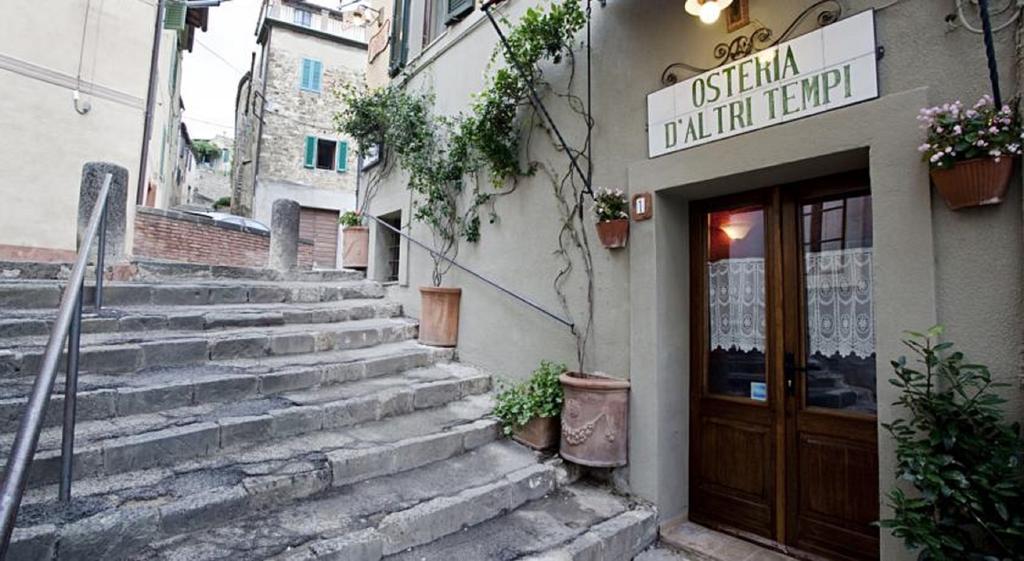 Residenza Palazzo Saloni Aparthotel Montalcino Exterior foto